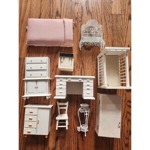 VTG Dollhouse Baby Girl’s Room Furniture Set 1/12 Scale Wooden White & Pink